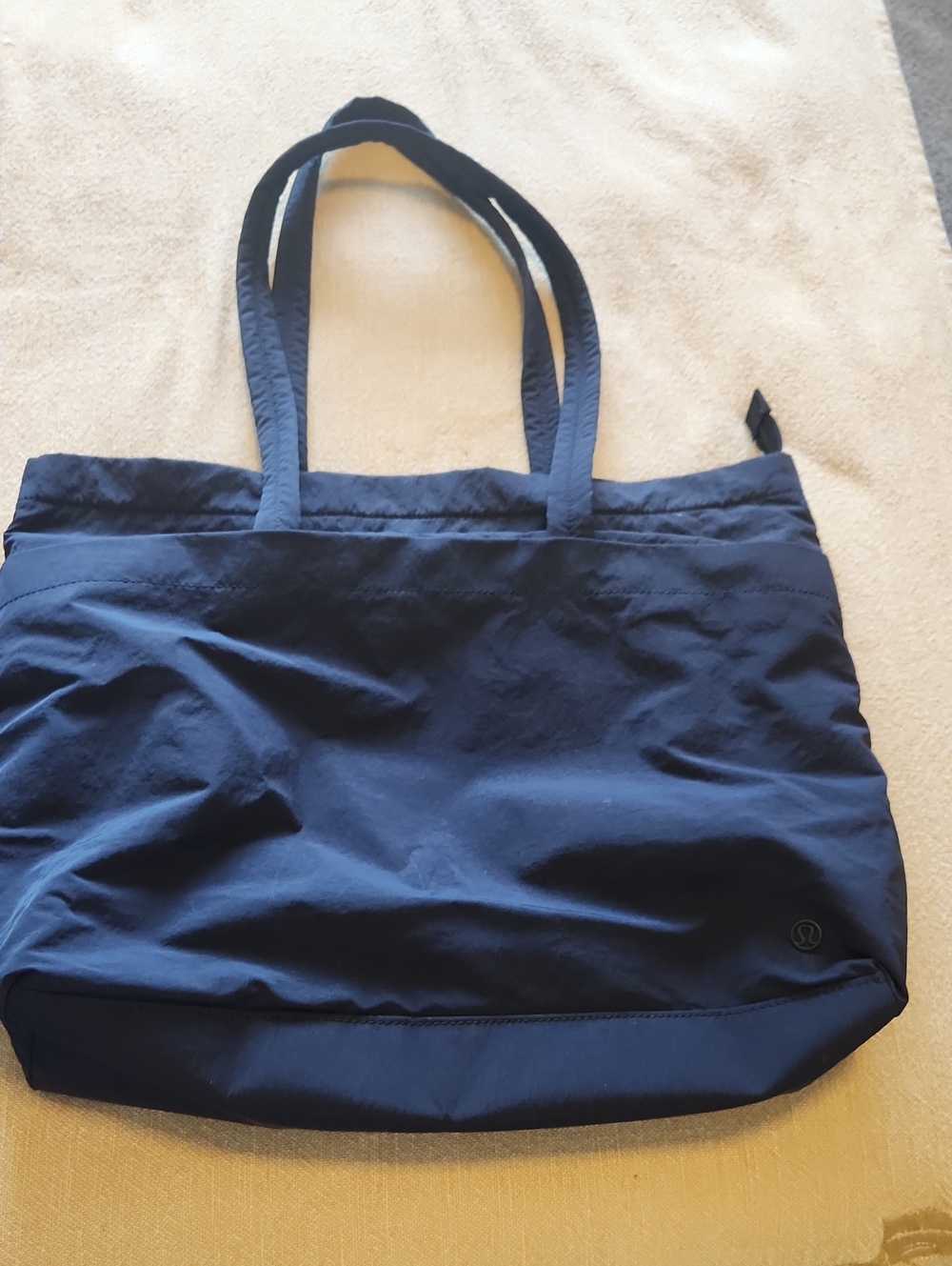 Lululemon On My Level Tote 15L